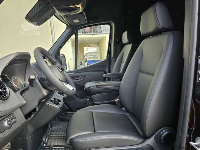 Varevogn Mercedes-Benz Sprinter 319 CDI 4x4 Allrad 9-G Automatik L4H2