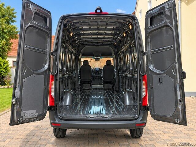 فان Mercedes-Benz Sprinter 319 CDI 4x4 Allrad 9-G Automatik L4H2