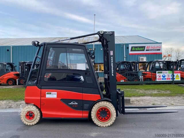 Gaffeltruck Linde E50HL-01