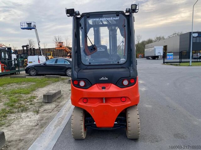 Gaffeltruck Linde E50HL-01