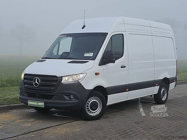 Bestelauto MERCEDES-BENZ SPRINTER 317 L2H2 Mbux RWD Euro6!