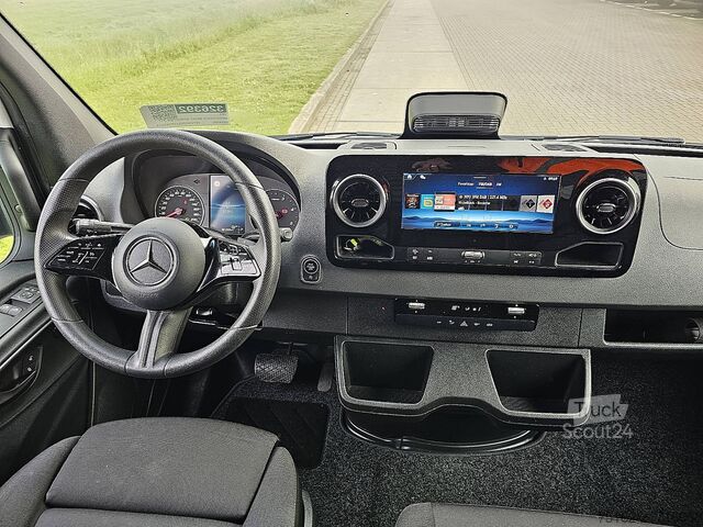 Bestelauto MERCEDES-BENZ SPRINTER 317 L2H2 Mbux RWD Euro6!