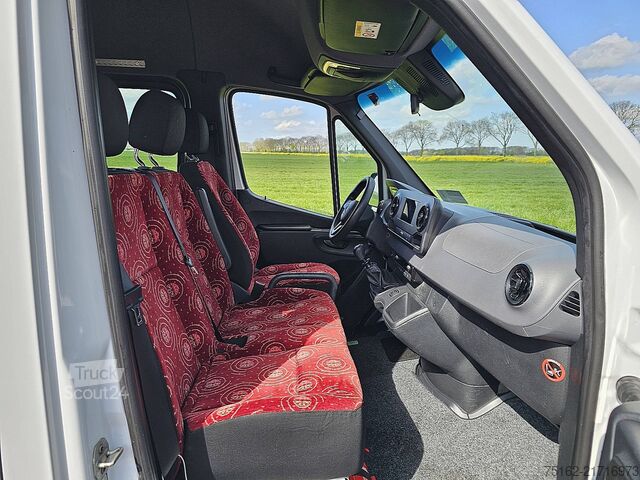 Personenvervoer MERCEDES-BENZ SPRINTER 314 L2H2 9-Pers 2x Airco
