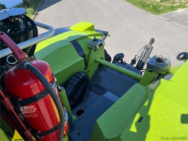 Traktör CLAAS Xerion 5000 Trac VC