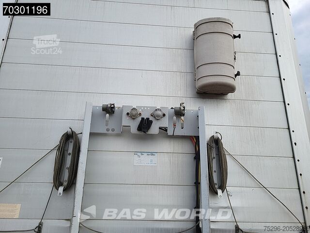 Curtain sided Schmitz S3 2x Liftachse