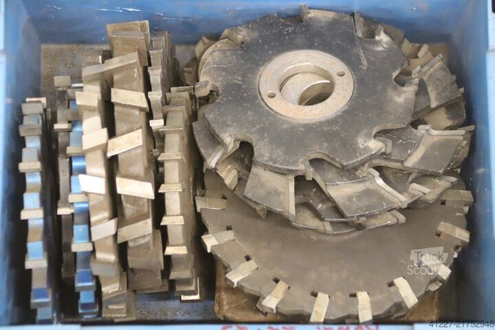 AzzolaTrucks srl AzzolaTrucks srl AzzolaTrucks srl