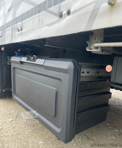 Open oplegger met zeil Schmitz Cargobull SCB S2 SCS 18/1-13.62 Curtainsider