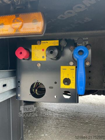 Open oplegger met zeil Schmitz Cargobull SCB S2 SCS 18/1-13.62 Curtainsider