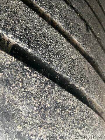 Open oplegger met zeil Schmitz Cargobull SCB S2 SCS 18/1-13.62 Curtainsider