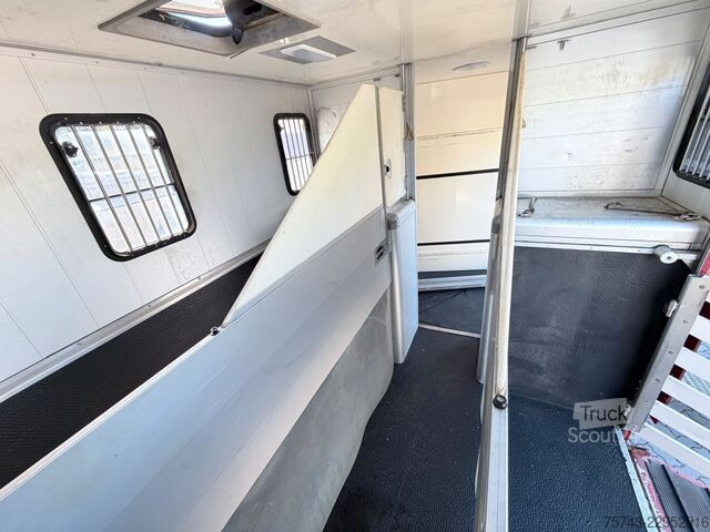 Boskapsbil SCANIA P320 EHC Aufbau 6-7 Pferde Wohnung