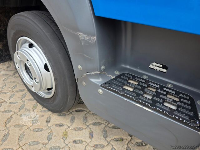 Skåpbil MERCEDES-BENZ Atego 818 | Totwinkelkamera | Ladebordwand