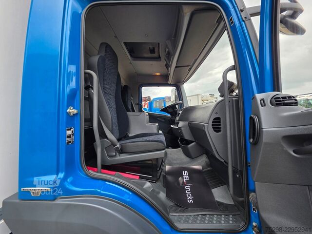 Skåpbil MERCEDES-BENZ Atego 818 | Totwinkelkamera | Ladebordwand