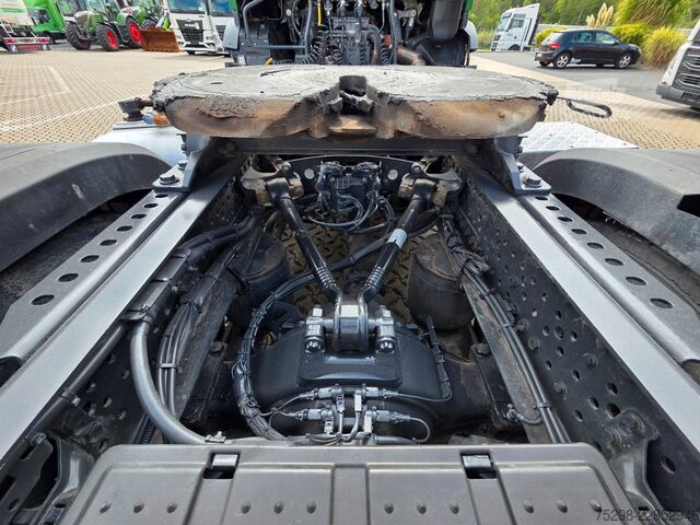 Standard dragbil MERCEDES-BENZ Arocs 1843 | Nebenabtrieb