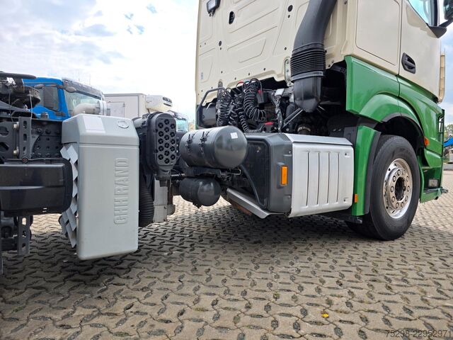 Standardni tegljač MERCEDES-BENZ Actros 1846 | Retarder | Alu-Felgen | Kompressor