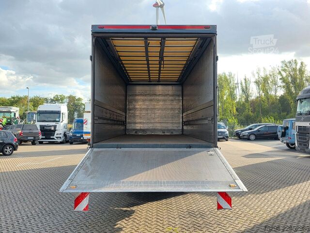 Kamion za prevoz pića VOLVO FH 460 | Lift-Lenkachse | Ladebordwand