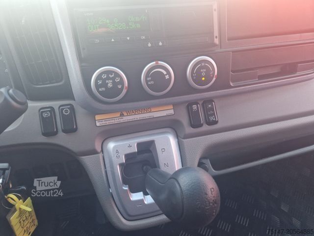 Furgone chiuso FUSO Canter 7C18 3-Sitzer Klima Ladebordwand