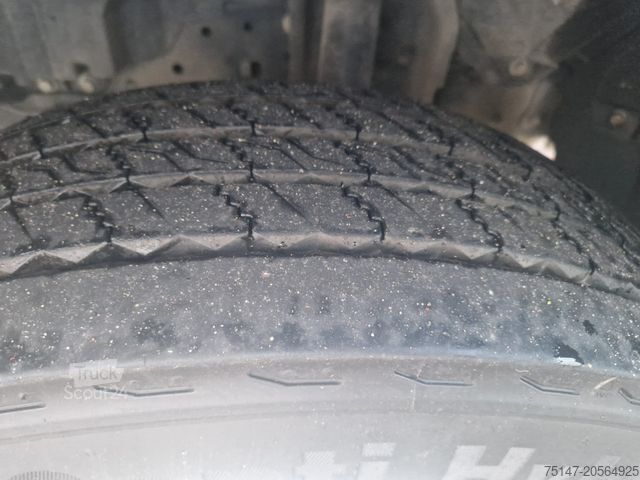 Furgone ribaltabile a tre lati FUSO Canter 7C18 Meiller 3-Sitzer AHK Klima