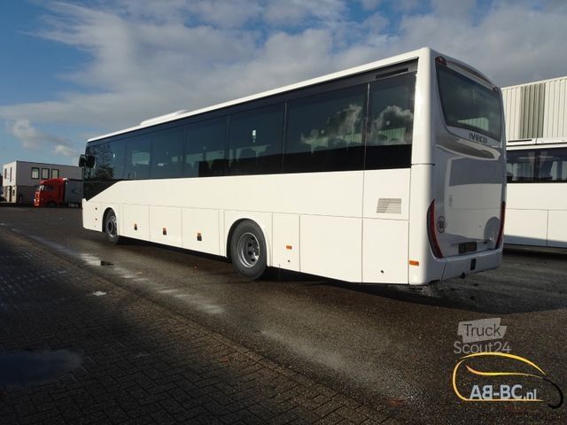 Autocar interurbain IVECO NEU Crossway 55 Sitze Luxuspolsterung