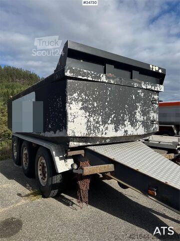 Maur Triple-axle trailer – Requires repairs Maur Triple-axle trailer – Requires repairs