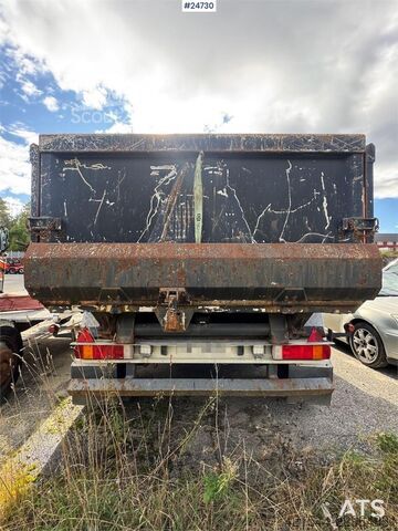 Maur Triple-axle trailer – Requires repairs Maur Triple-axle trailer – Requires repairs