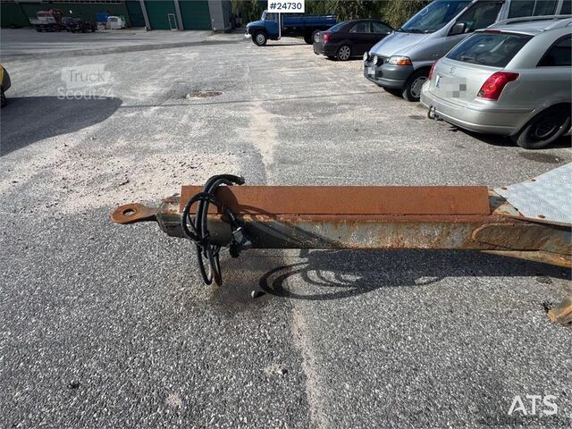Maur Triple-axle trailer – Requires repairs Maur Triple-axle trailer – Requires repairs