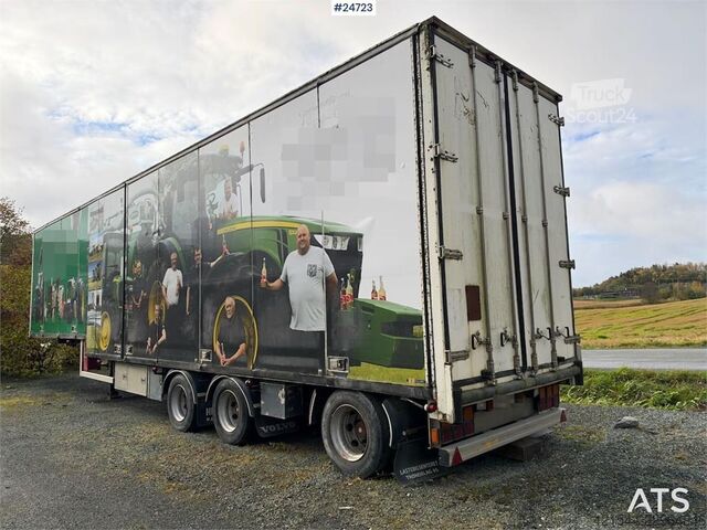 Ekeri polpriklopnik s kesonom z aluminijastimi rampami Ekeri Box semi-trailer with aluminium ramps