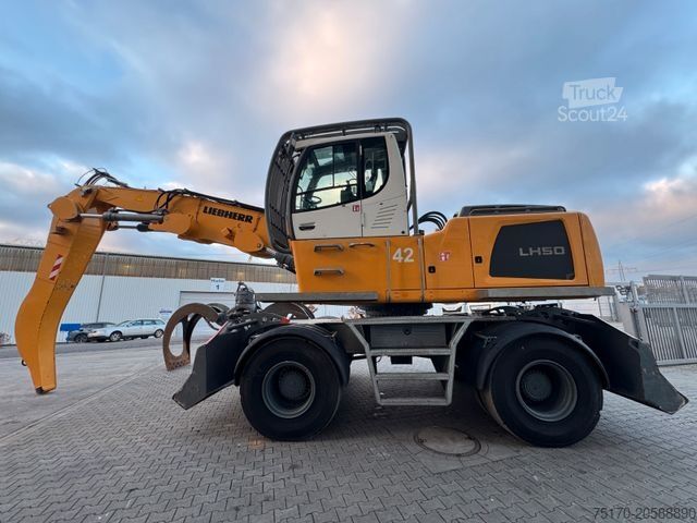 Escavadora sobre rodas LIEBHERR LH 50 M Timber / inkl. Holzzange / 2020 / 11m