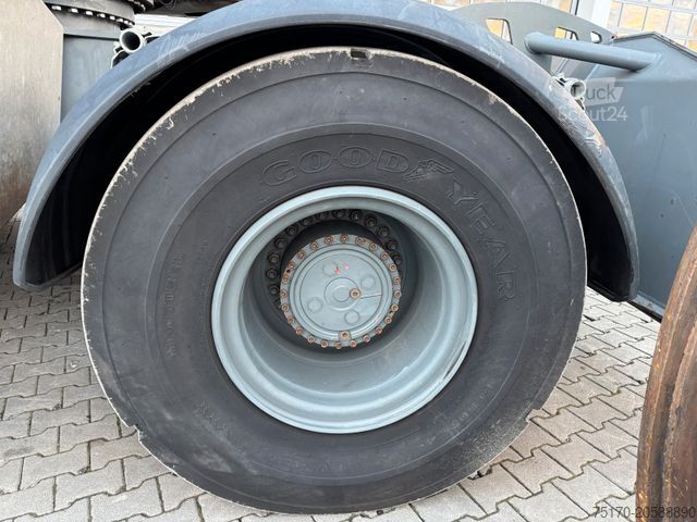 Kolesni bager LIEBHERR LH 50 M Timber / inkl. Holzzange / 2020 / 11m