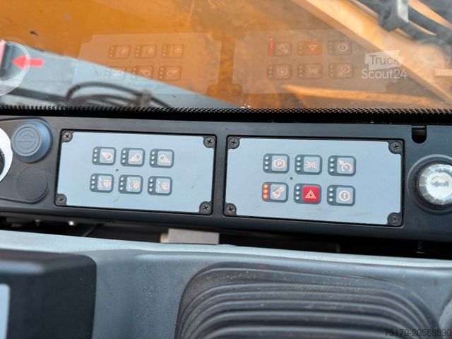 Kolesni bager LIEBHERR LH 50 M Timber / inkl. Holzzange / 2020 / 11m