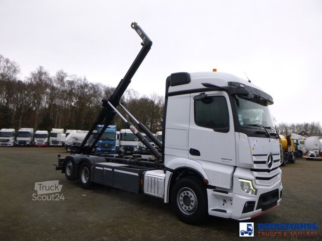 System med krogarm Mercedes Actros 2843 6x2 Hyva container hook 20t