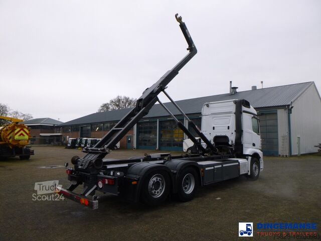 System med krogarm Mercedes Actros 2843 6x2 Hyva container hook 20t