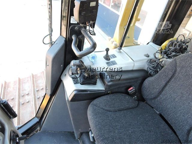 Дорожній каток CATERPILLAR D6N LGP with GPS