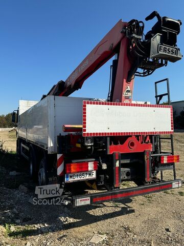 Camion cu platformă și prelată Mercedes-Benz Actros 2544L