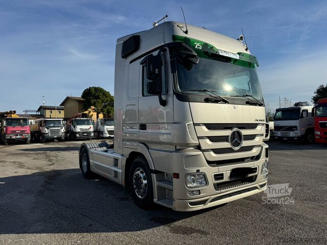 Trator de estrada padrão Mercedes-Benz ACTROS 1848 TRATTORE MEZZO D'OPERA