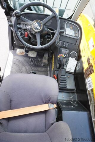 رافعة تلسكوبية Jcb 535-95