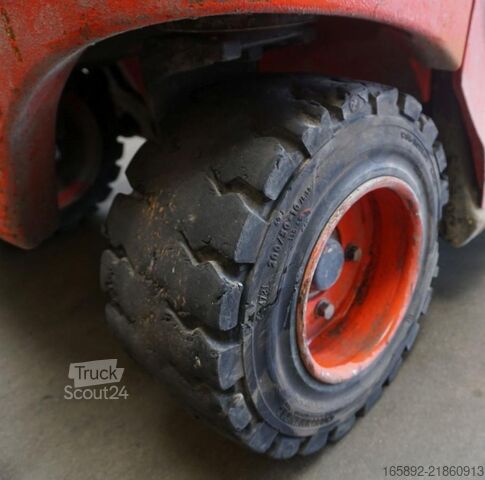 Viljuškar Linde E 30 RL 387