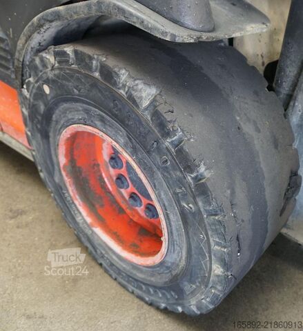 Viljuškar Linde E 30 RL 387