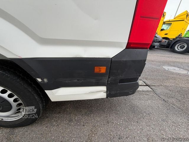 Hög tak skåpbil VOLKSWAGEN Crafter 35 Kasten Lang+Hoch 3 Sitzer