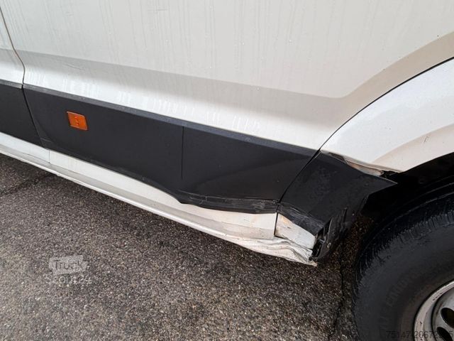 Hög tak skåpbil VOLKSWAGEN Crafter 35 Kasten Lang+Hoch 3 Sitzer