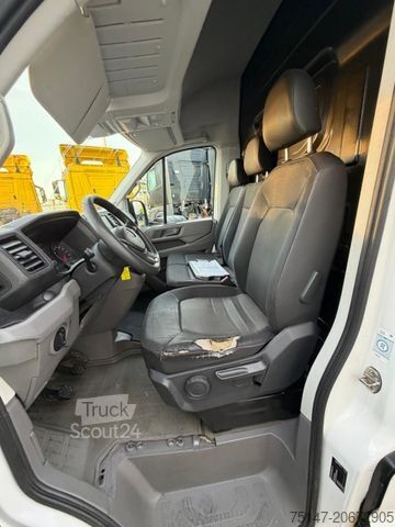 Hög tak skåpbil VOLKSWAGEN Crafter 35 Kasten Lang+Hoch 3 Sitzer