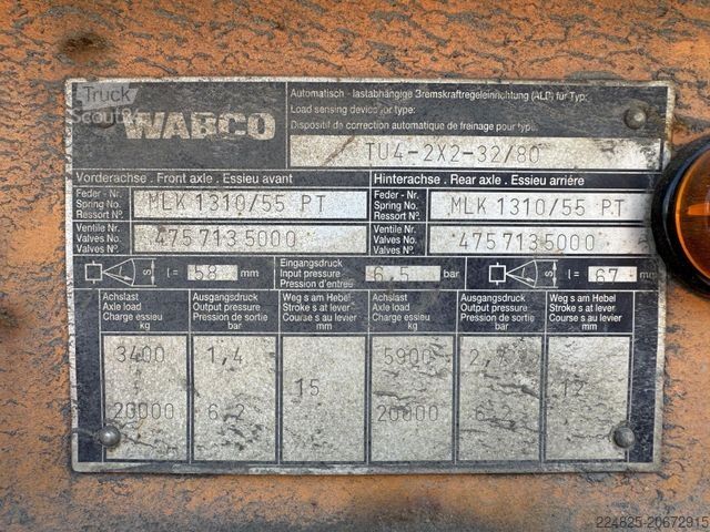 Lågbyggd trailer GOLDHOFER TU 4-2x2-32/80 TIEFLADER*2005*TÜV 04/26*