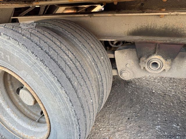 Lågbyggd trailer GOLDHOFER TU 4-2x2-32/80 TIEFLADER*2005*TÜV 04/26*