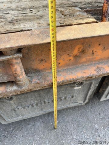 Lågbyggd trailer GOLDHOFER TU 4-2x2-32/80 TIEFLADER*2005*TÜV 04/26*