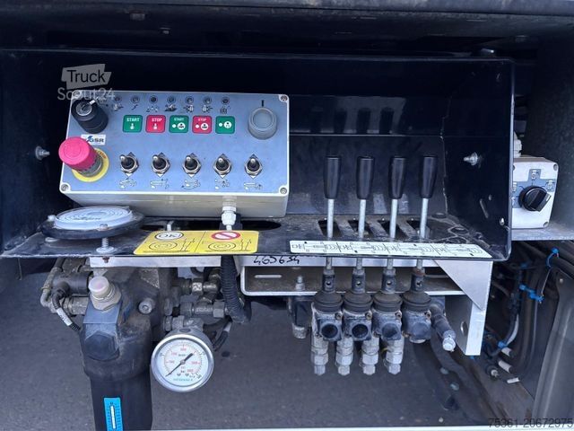 Arbetsplattform lastbil MAN TGL 8.180 GSR Gelenkteleskop 26 Meter