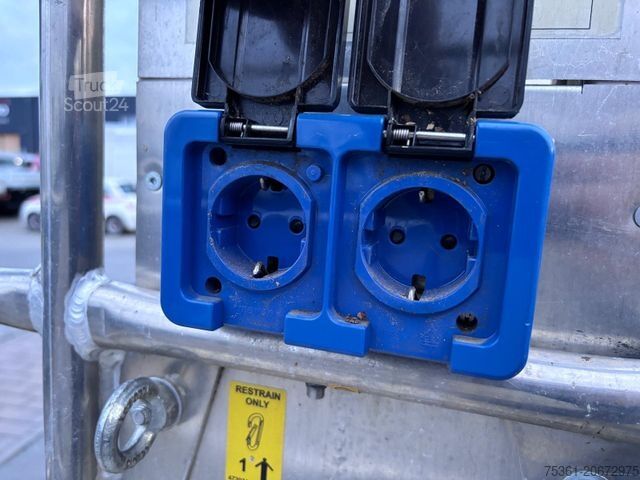 Arbetsplattform lastbil MAN TGL 8.180 GSR Gelenkteleskop 26 Meter