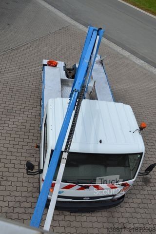 Nákladné vozidlo s pracovnou plošinou NISSAN Capstar 35.13 / Ruthmann Pickup 110 / AH 11 m