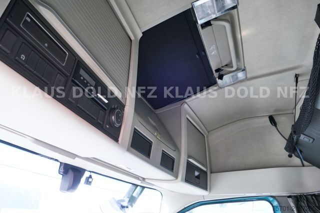 Štandardný ťahač RENAULT FH 460 Globetrotter Kühlbox Euro 6