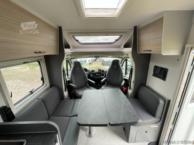 Puoliksi integroitu matkailuauto ETRUSCO T 6.9 SBC | 7,0 m*Automatik*