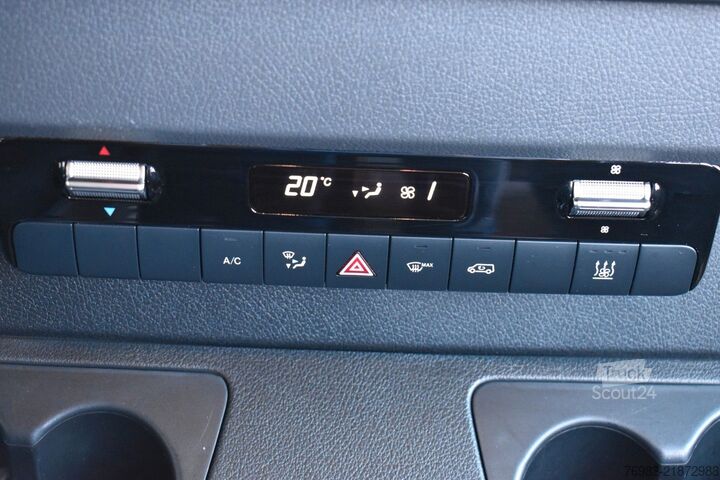 Furgon blaszak MERCEDES-BENZ Sprinter 316 CDI 4x4 7 G-Tronic Mixto L2H2 Navi