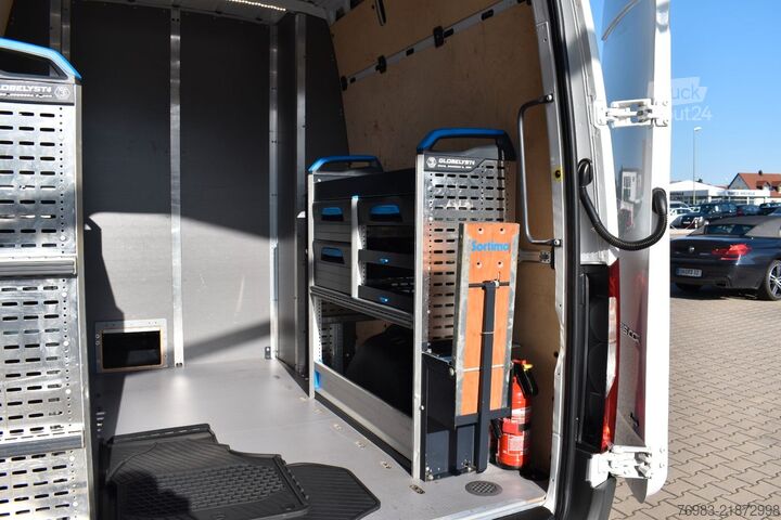 Furgon z wysokim dachem MERCEDES-BENZ Sprinter 316 CDI 4x4 7 G-Tronic Mixto L2H2 Navi